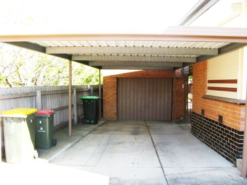 8 Harrington Road, Airport West VIC 3042