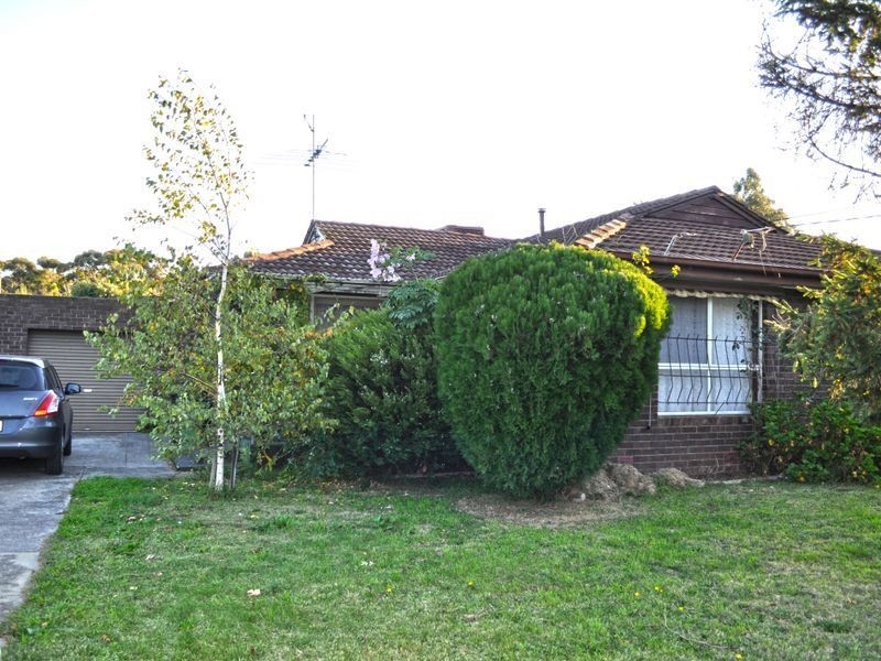 73 Churchill Avenue, Tullamarine VIC 3043