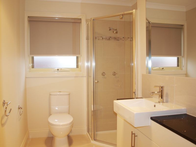 3/32 Caroline Street, Essendon VIC 3040