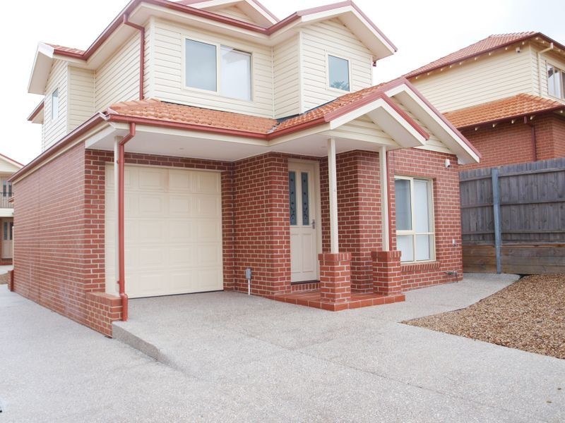 4/32 Caroline Street, Essendon VIC 3040