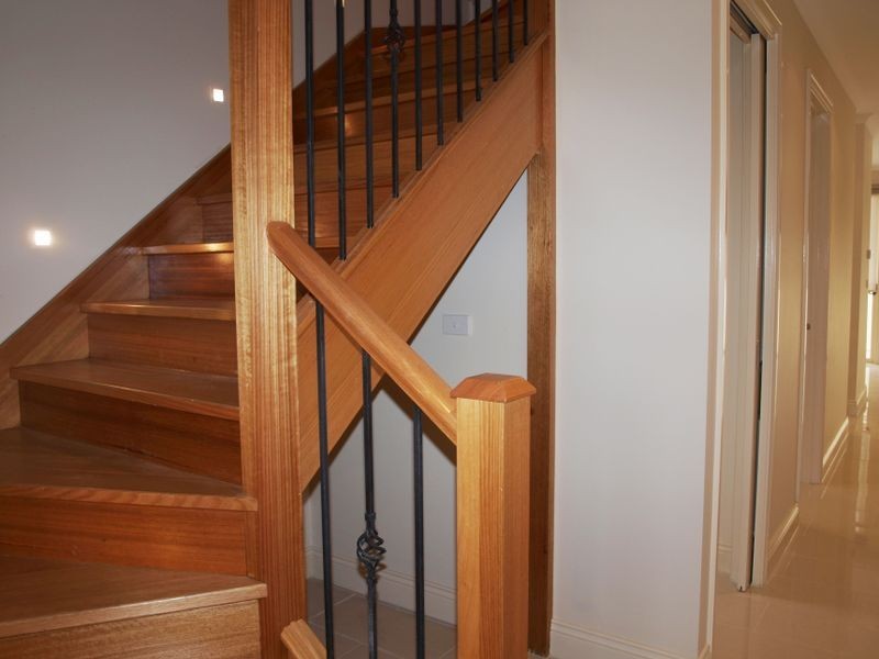 4/32 Caroline Street, Essendon VIC 3040