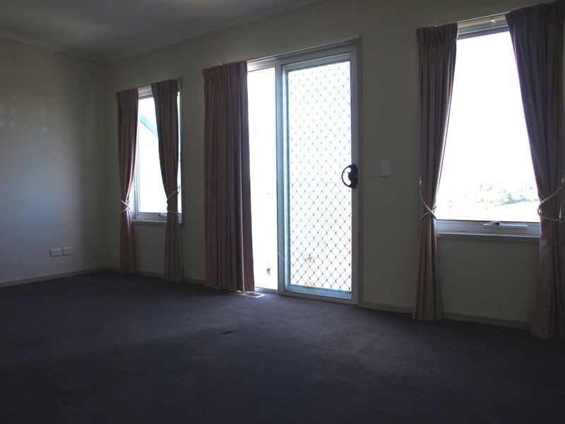 9/2 Lanark Way, Gowanbrae VIC 3043