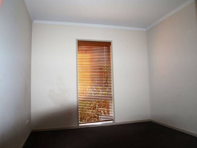 9/2 Lanark Way, Gowanbrae VIC 3043