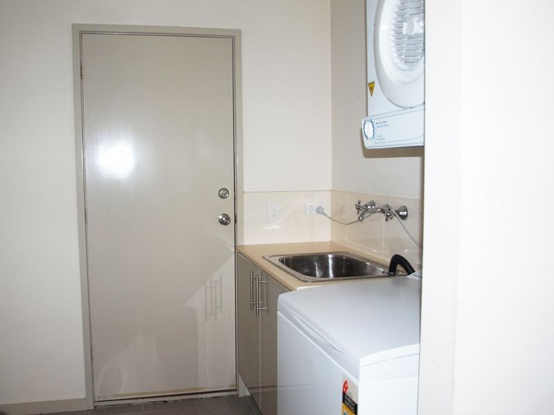 9/2 Lanark Way, Gowanbrae VIC 3043