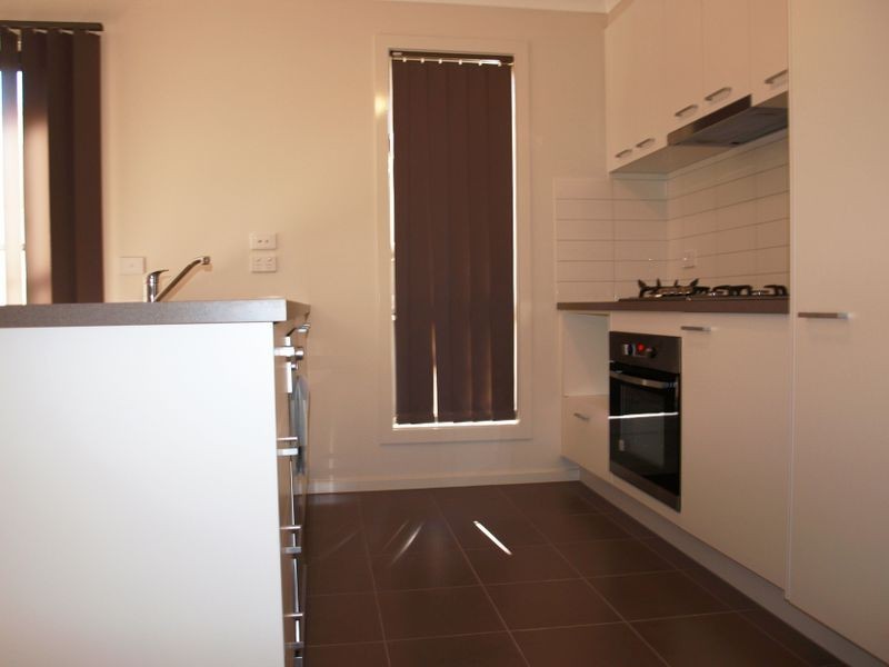 56 Napoli Circuit, Greenvale VIC 3059