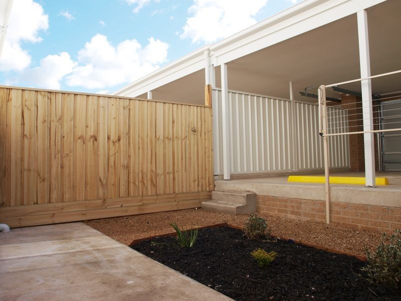 56 Napoli Circuit, Greenvale VIC 3059