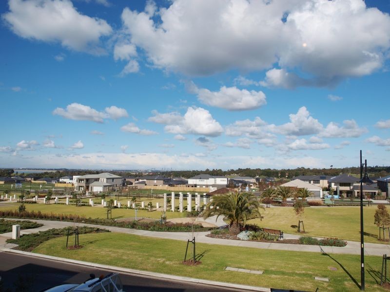 56 Napoli Circuit, Greenvale VIC 3059