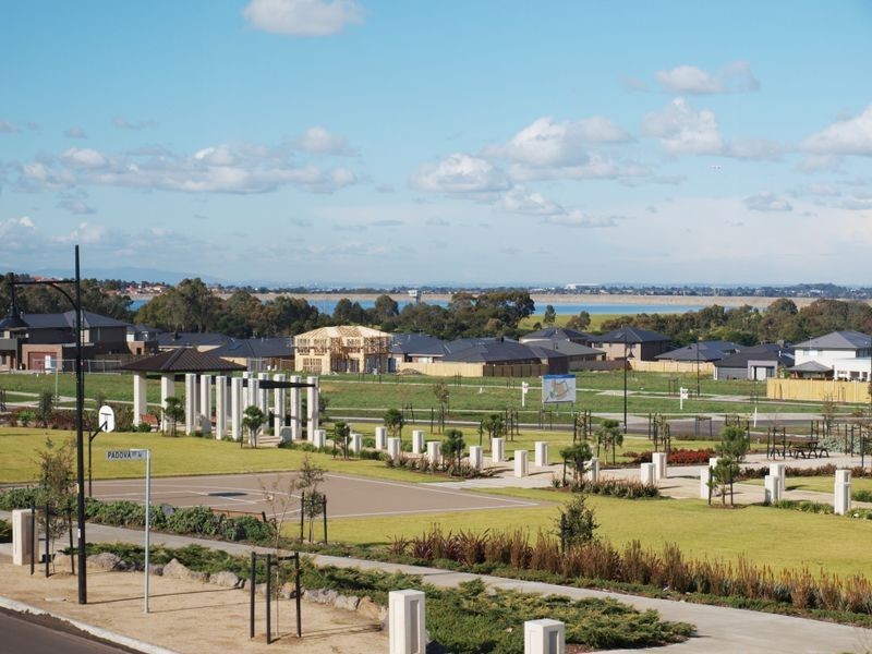 56 Napoli Circuit, Greenvale VIC 3059