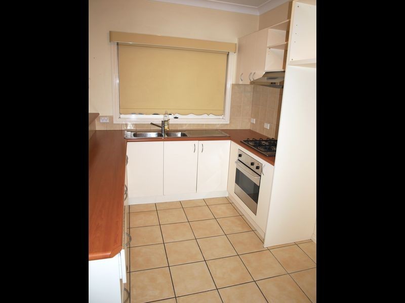 23 Elphinstone Way, Caroline Springs VIC 3023