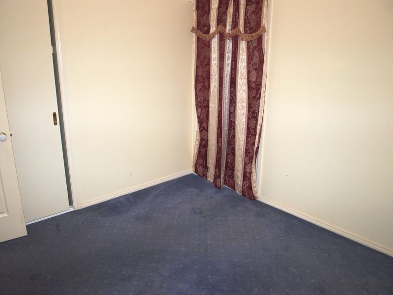 23 Elphinstone Way, Caroline Springs VIC 3023