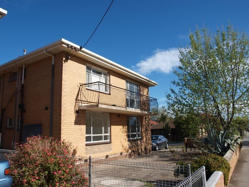 1/125 Main Road West, St Albans VIC 3021