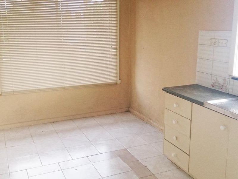 5/117 Anderson Road, Sunshine VIC 3020