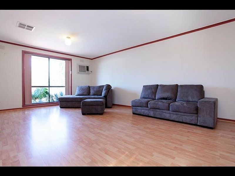 2 Albert Road, Sydenham VIC 3037