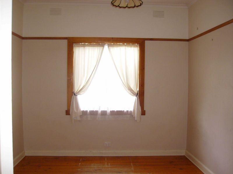 19 Carol Grove, Tullamarine VIC 3043