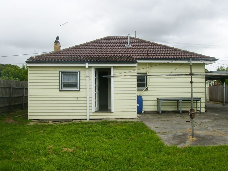 19 Carol Grove, Tullamarine VIC 3043