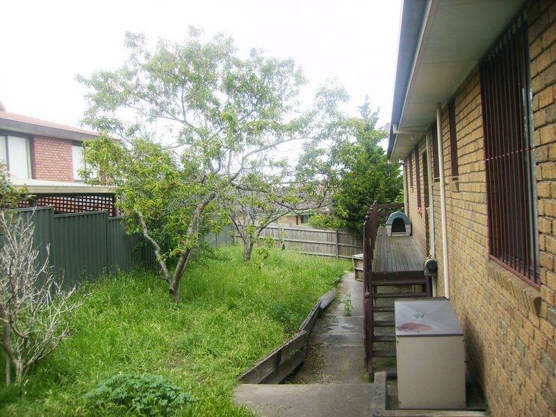 44 Glencairn Crescent, Broadmeadows VIC 3047