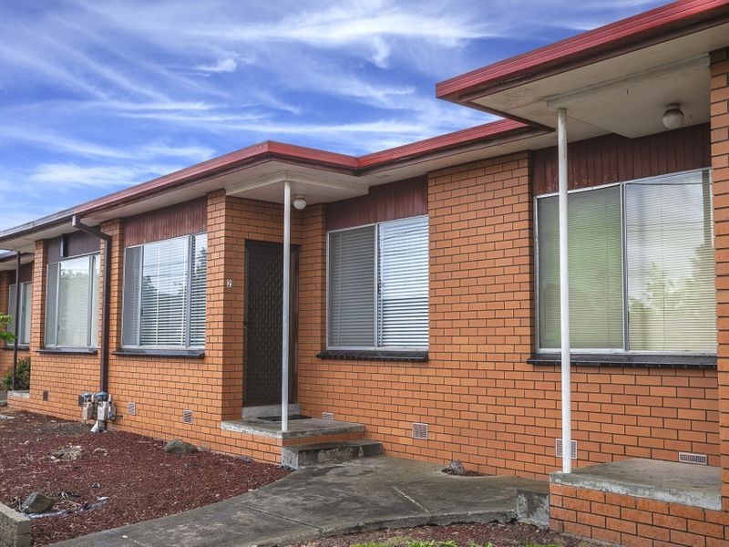 2/4 Carol Grove, Tullamarine VIC 3043