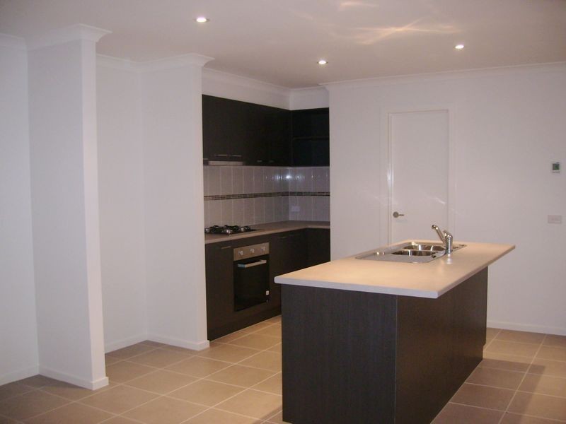 69 Venezia Promenade, Greenvale VIC 3059