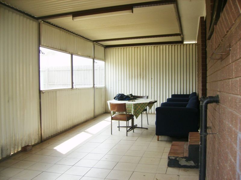 36 Bainbridge Close, Craigieburn VIC 3064