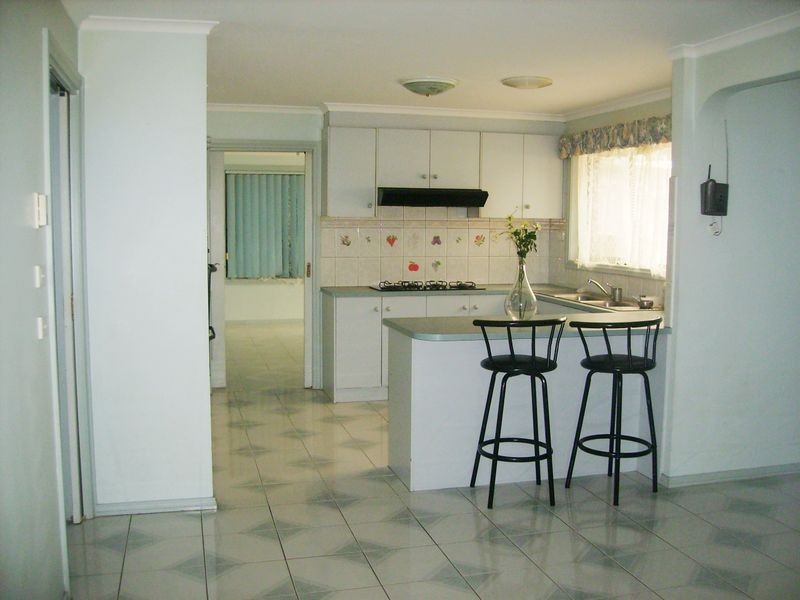 4 Moriac Way, Delahey VIC 3037