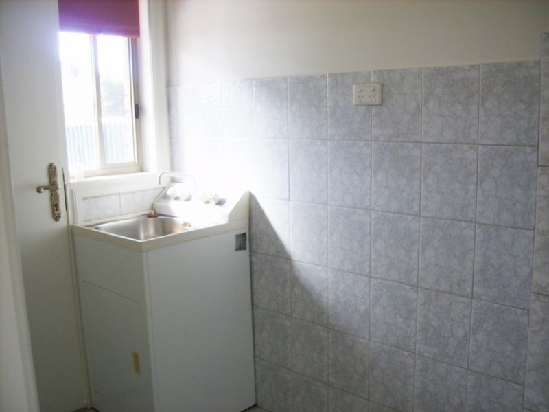 1/43 Roseberry Avenue, Keilor Downs VIC 3038