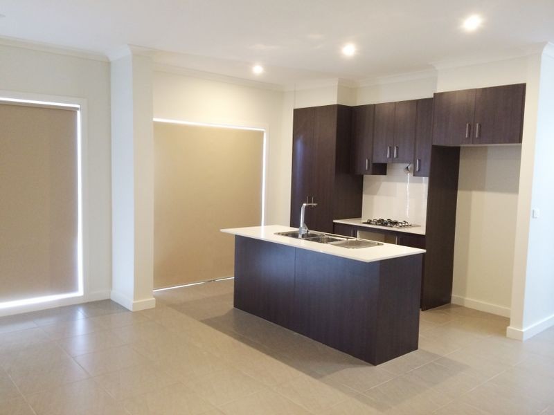 5/50-51 Reefton Court, South Morang VIC 3752