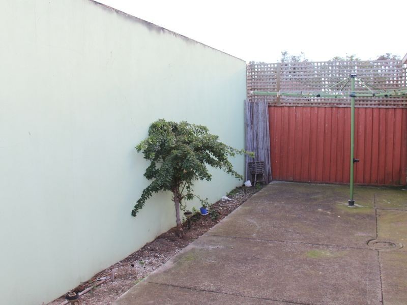 10 Erinbank Crescent, Westmeadows VIC 3049