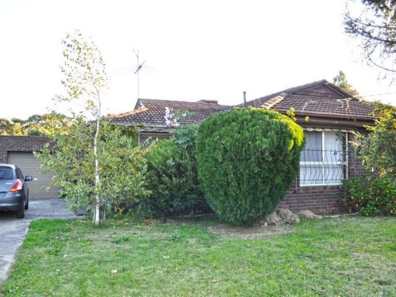 73 Churchill Avenue, Tullamarine VIC 3043