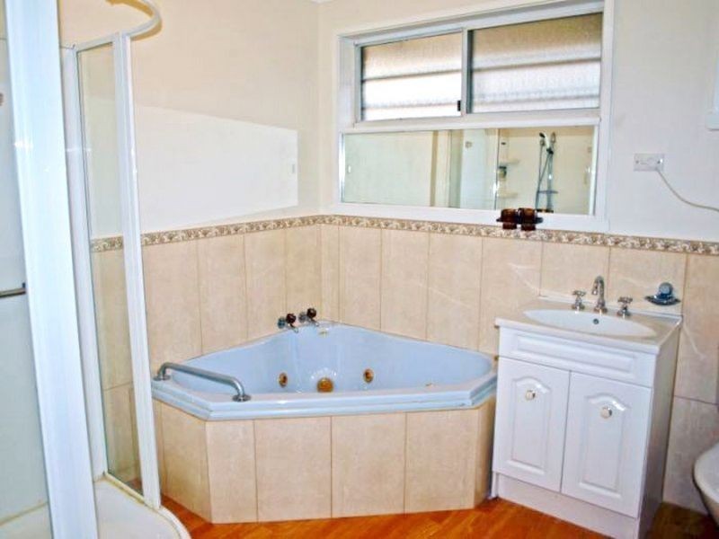 73 Churchill Avenue, Tullamarine VIC 3043