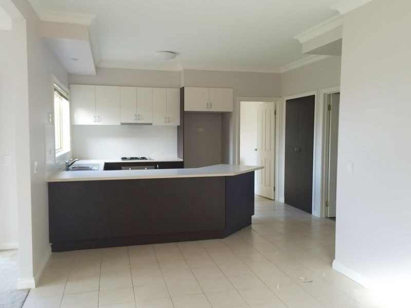 24 Bundanoon Avenue, Sunbury VIC 3429