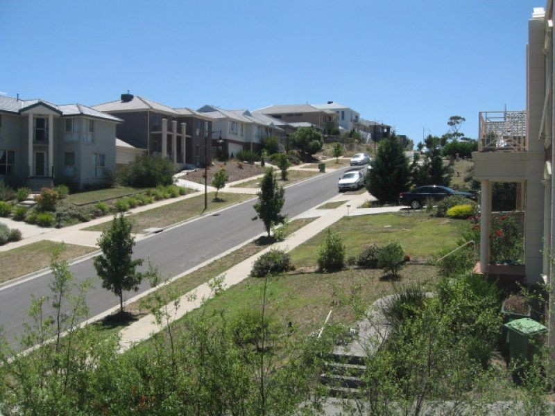 24 Bundanoon Avenue, Sunbury VIC 3429
