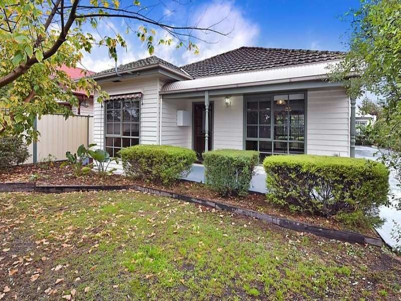 12 Kinross Street, Pascoe Vale VIC 3044