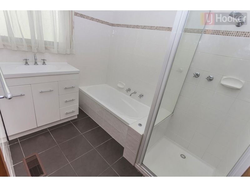 62 Churchill Avenue, Tullamarine VIC 3043