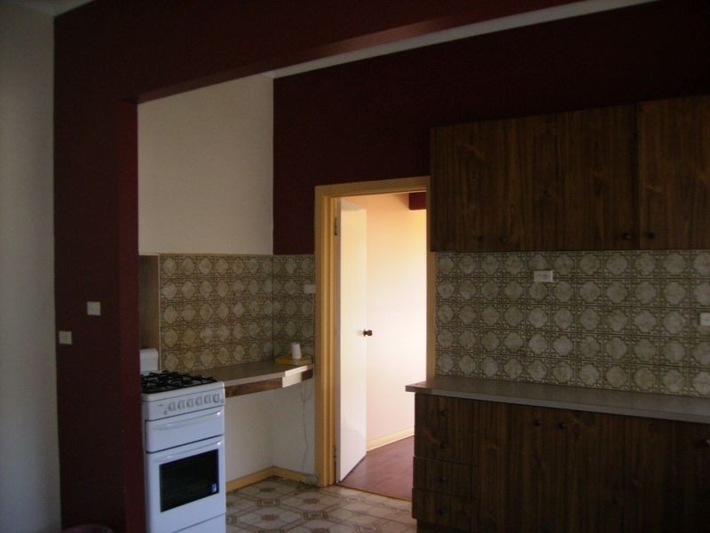 2/88 Link Street, Sunshine VIC 3020