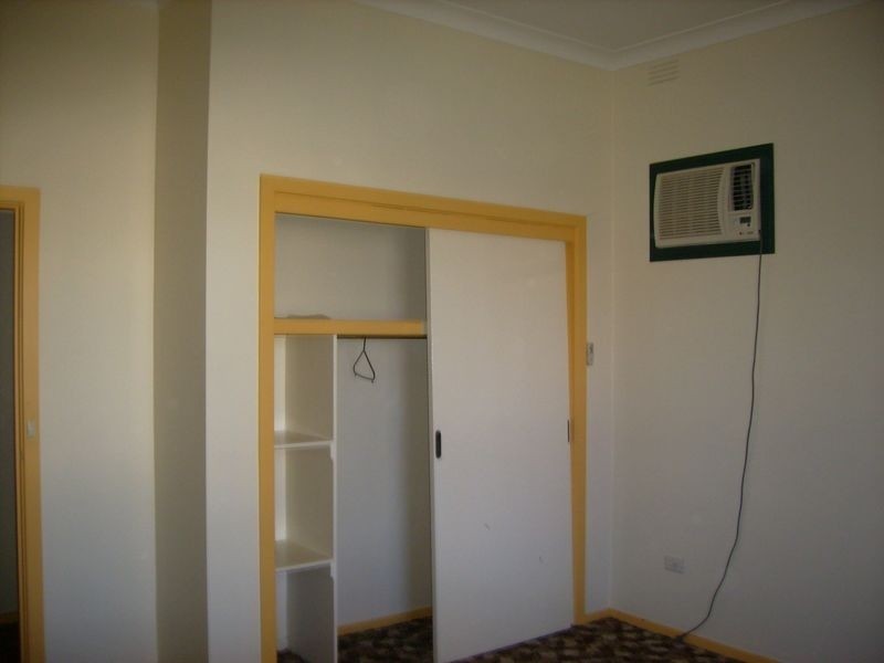 2/88 Link Street, Sunshine VIC 3020