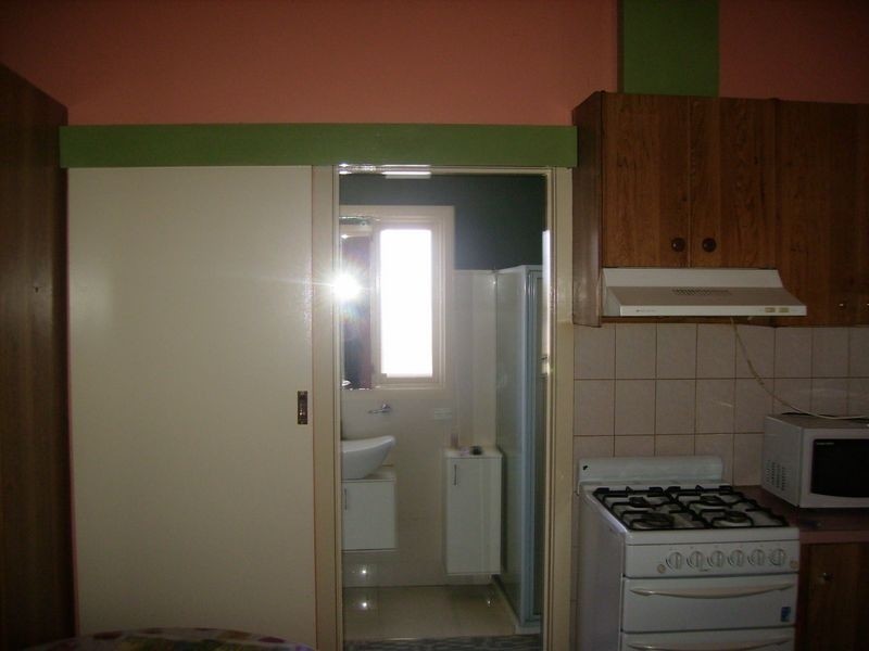 2/88 Link Street, Sunshine VIC 3020