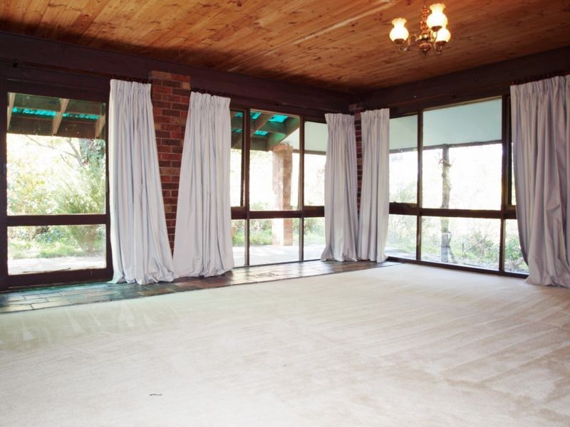 123 Mount Macedon Road, Macedon VIC 3440