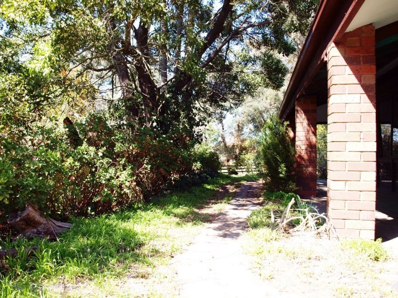123 Mount Macedon Road, Macedon VIC 3440