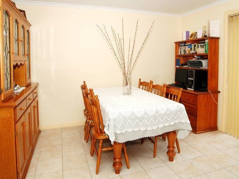 66 Village Avenue, Taylors Lakes VIC 3038