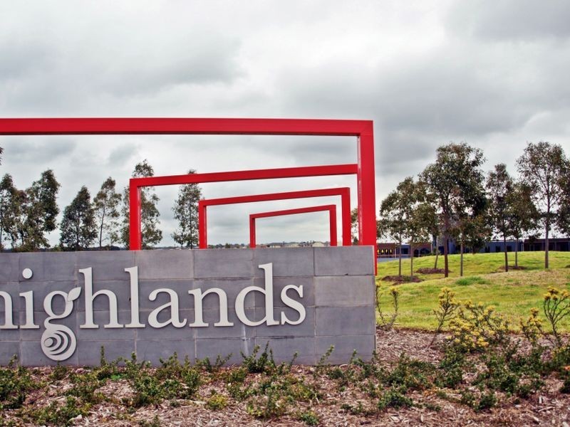9 Thirlestane Place, Craigieburn VIC 3064