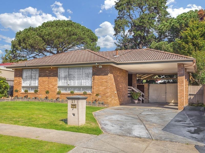21 Bamford Avenue, Westmeadows VIC 3049