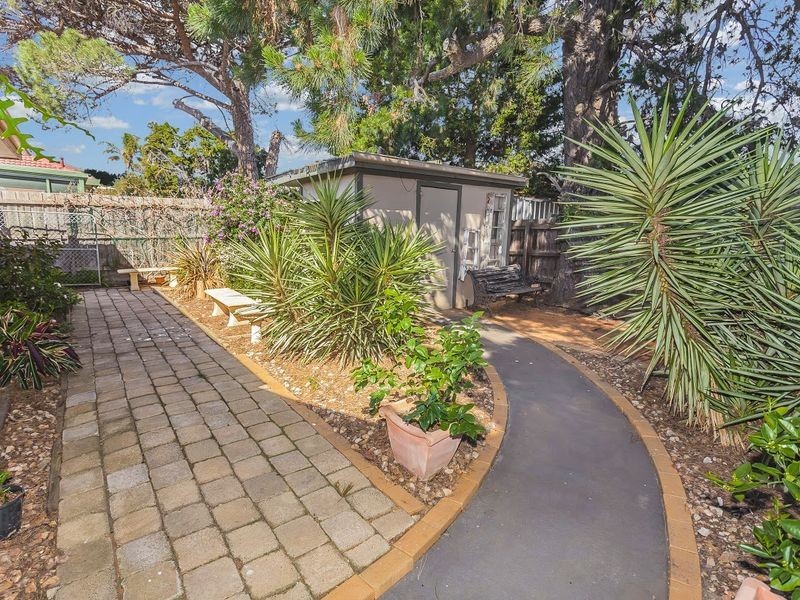 21 Bamford Avenue, Westmeadows VIC 3049