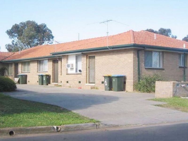 2/20 Strathmore Crescent, Hoppers Crossing VIC 3029