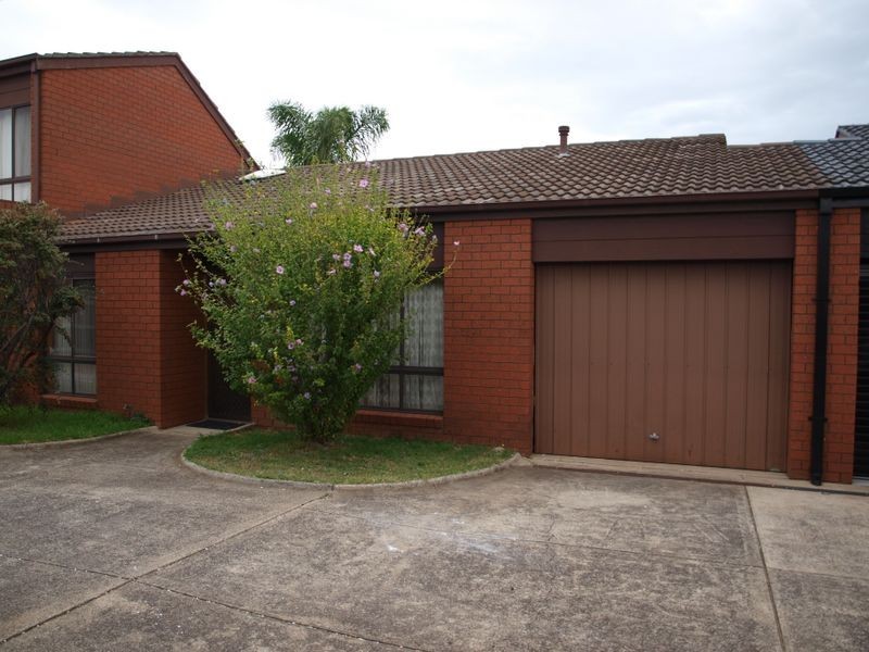 8/103-105 Mickleham Road, Tullamarine VIC 3043