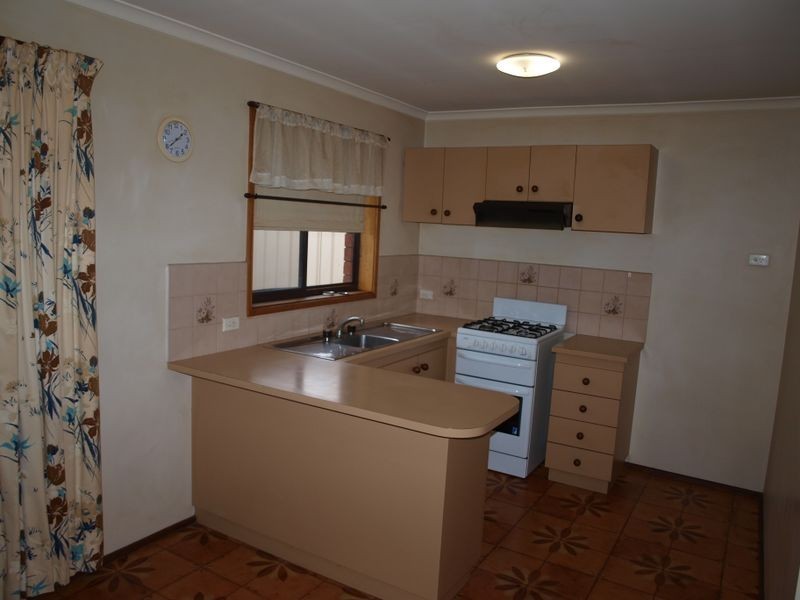 8/103-105 Mickleham Road, Tullamarine VIC 3043