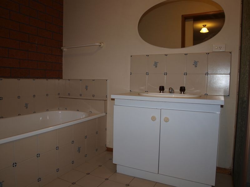 8/103-105 Mickleham Road, Tullamarine VIC 3043