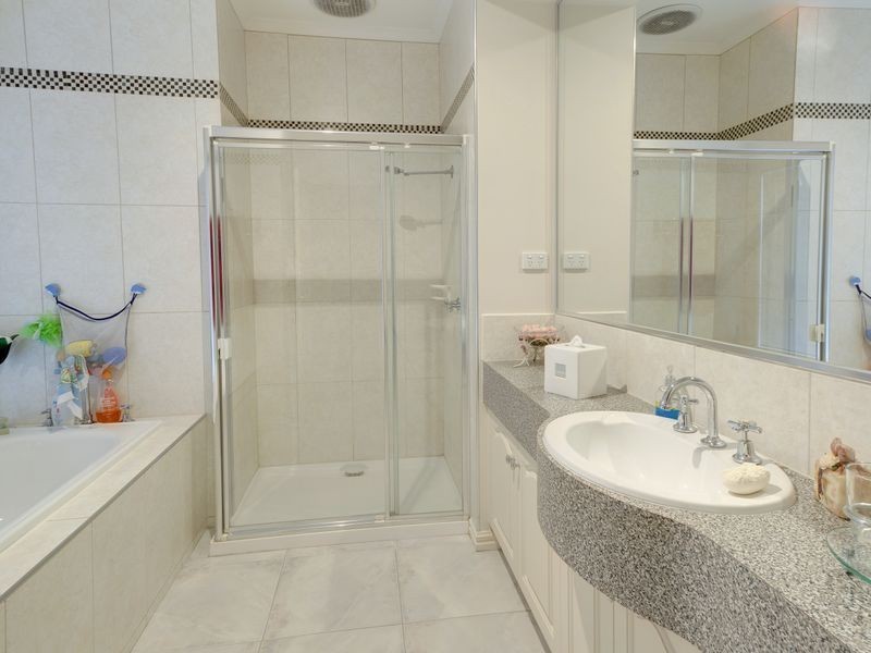 38 Rutherglen Crescent, Gowanbrae VIC 3043