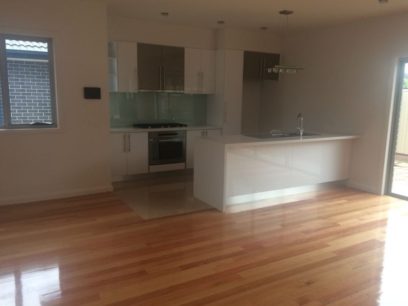 2/155 Melrose Drive, Tullamarine VIC 3043