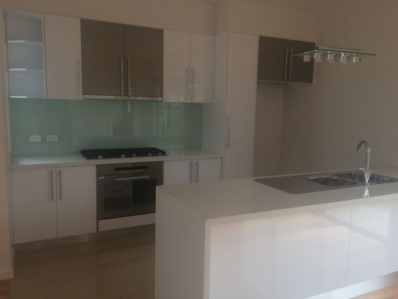 2/155 Melrose Drive, Tullamarine VIC 3043