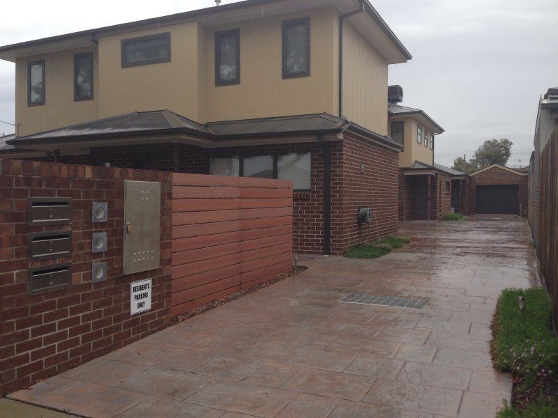 3/8 Nelson Court, Avondale Heights VIC 3034